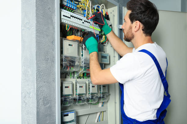 Best Local Electrician Companies  in Quincy, WA